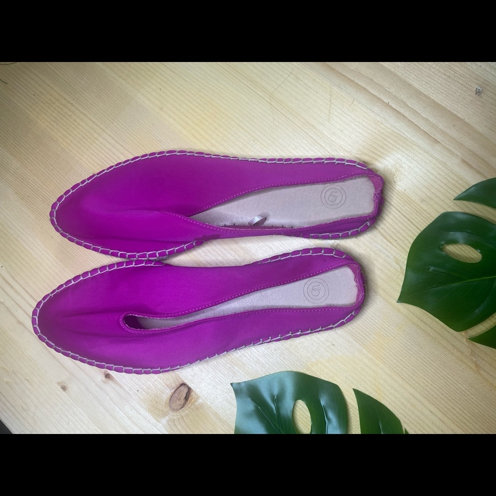 Urban outfitters hot pink miles